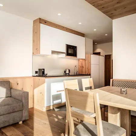 Aparthotel Luxury Plazola