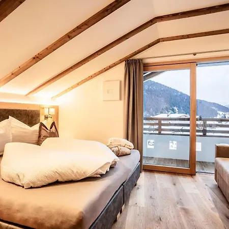 Luxury Plazola Aparthotel Selva di Val Gardena